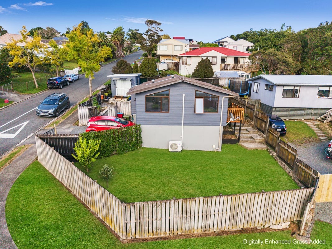 2 Ikatere Place, Raumanga, Whangarei - Carousel 1