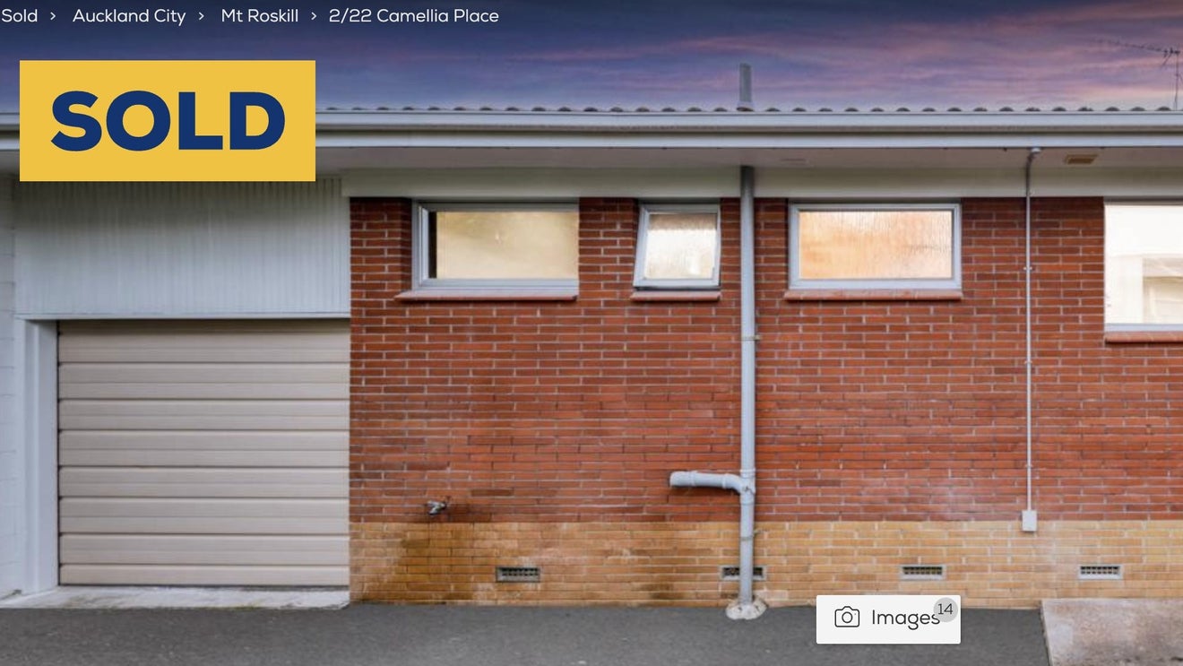 2/22 Camellia Place, Mount Roskill, Auckland - Carousel 1