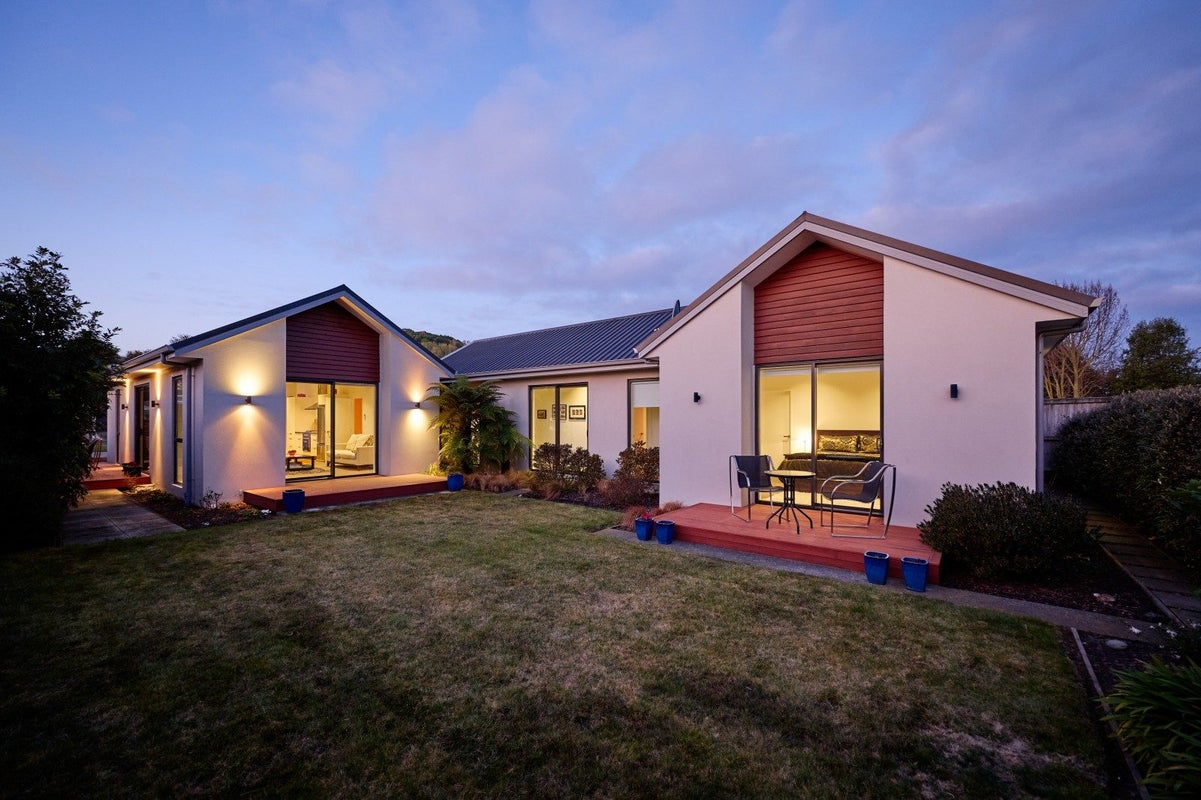 5 Mcrae Gardens, Kaikoura Flat, Kaikoura - Carousel 2