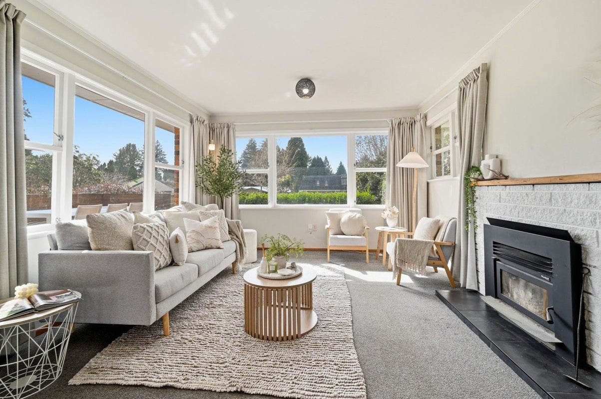 8 Mildred Place, Springfield, Rotorua - Carousel 2