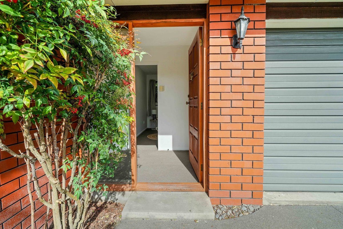 2/302A Ilam Road, Burnside, Christchurch - Carousel 2