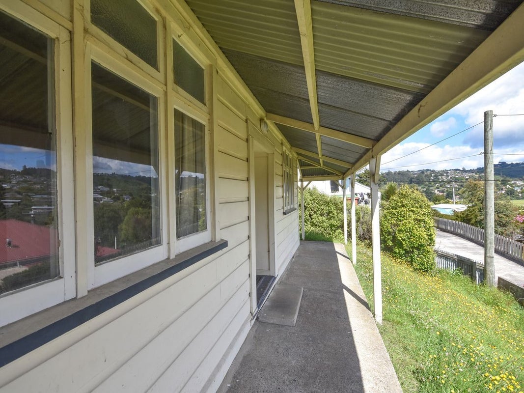 10 Coleridge Street, Kaikorai, Dunedin - Carousel 2