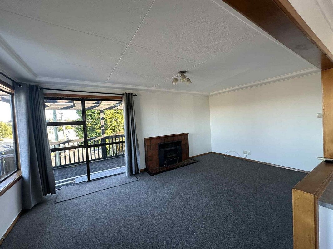 6 Stephen Street, Halfway Bush, Dunedin - Carousel 2
