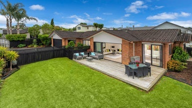 7 Cutter Place, Greenhithe, Auckland - Carousel 1