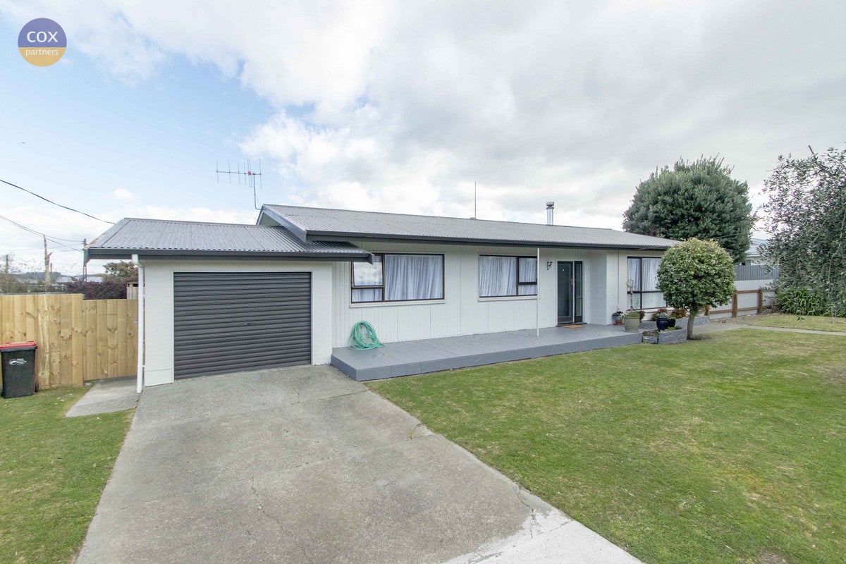 49 Harold Holt Avenue, Onekawa, Napier - Carousel 1