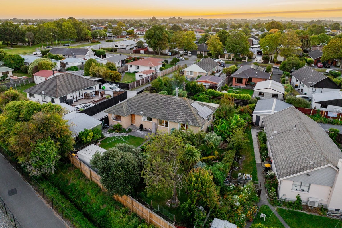 8 Cavendish Road, Casebrook, Christchurch - Carousel 16