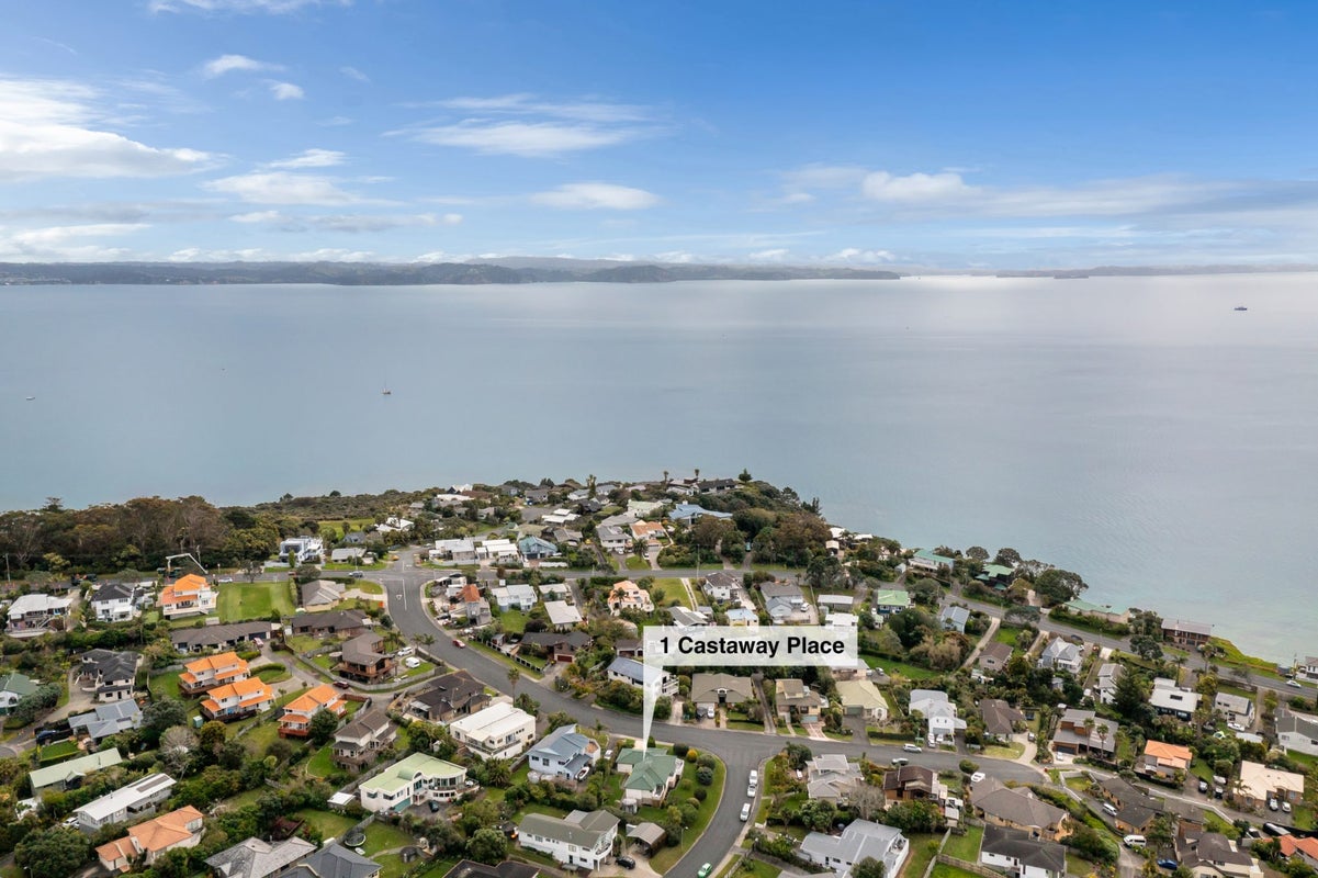 1 Castaway Place, Gulf Harbour, Whangaparaoa - Carousel 2