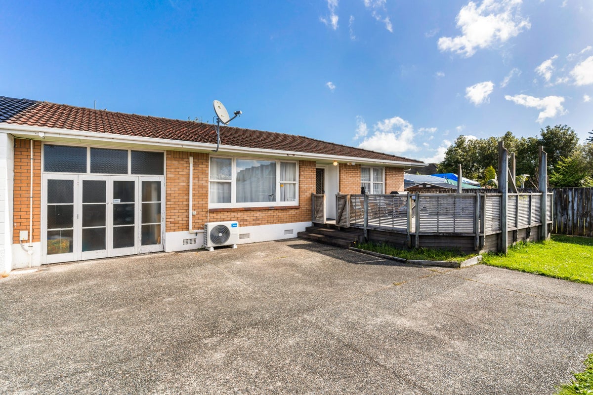 3/72 Coronation Road, Papatoetoe, Auckland - Carousel 1