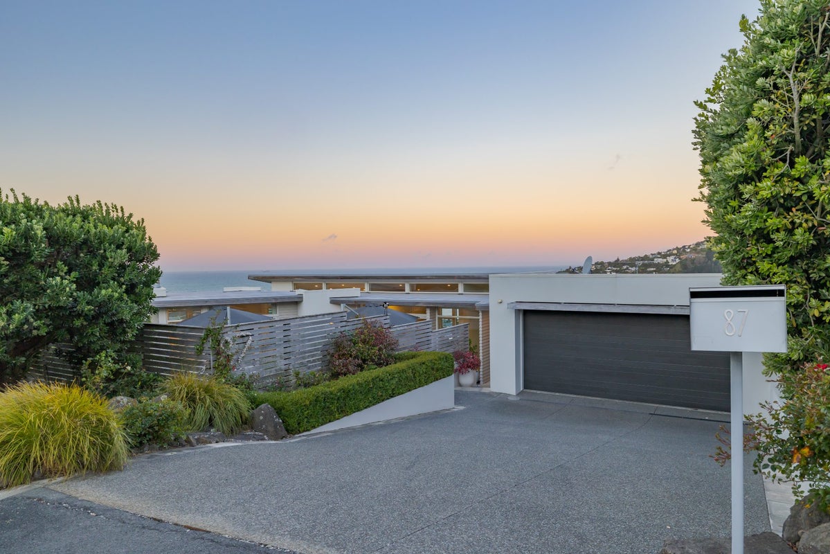 87 Glenstrae Road, Redcliffs, Christchurch - Carousel 1
