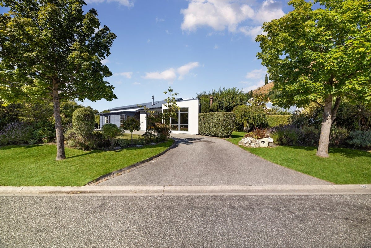 29 Ferry Hill Drive, Lower Shotover, Queenstown - Carousel 2