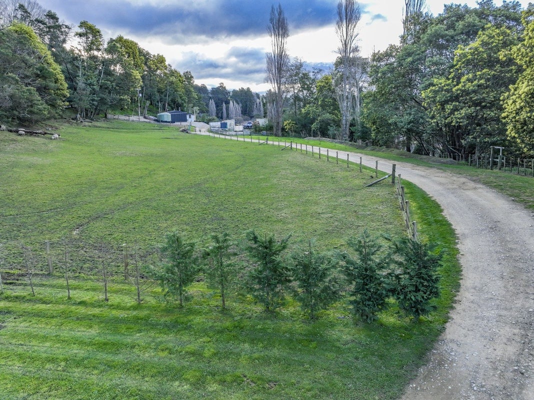 1019 Dartmoor Road, Dartmoor, Napier - Carousel 2
