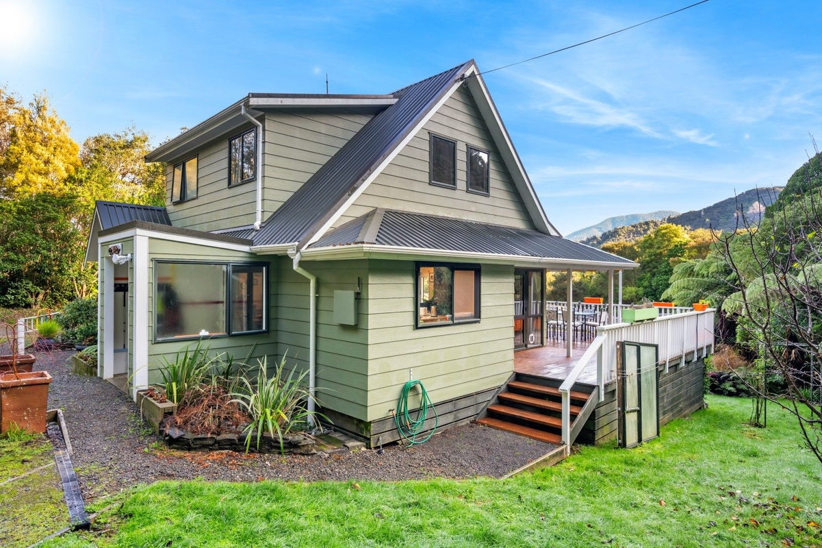 331 Mahau Road, Mahau Sound, Picton - Carousel 1