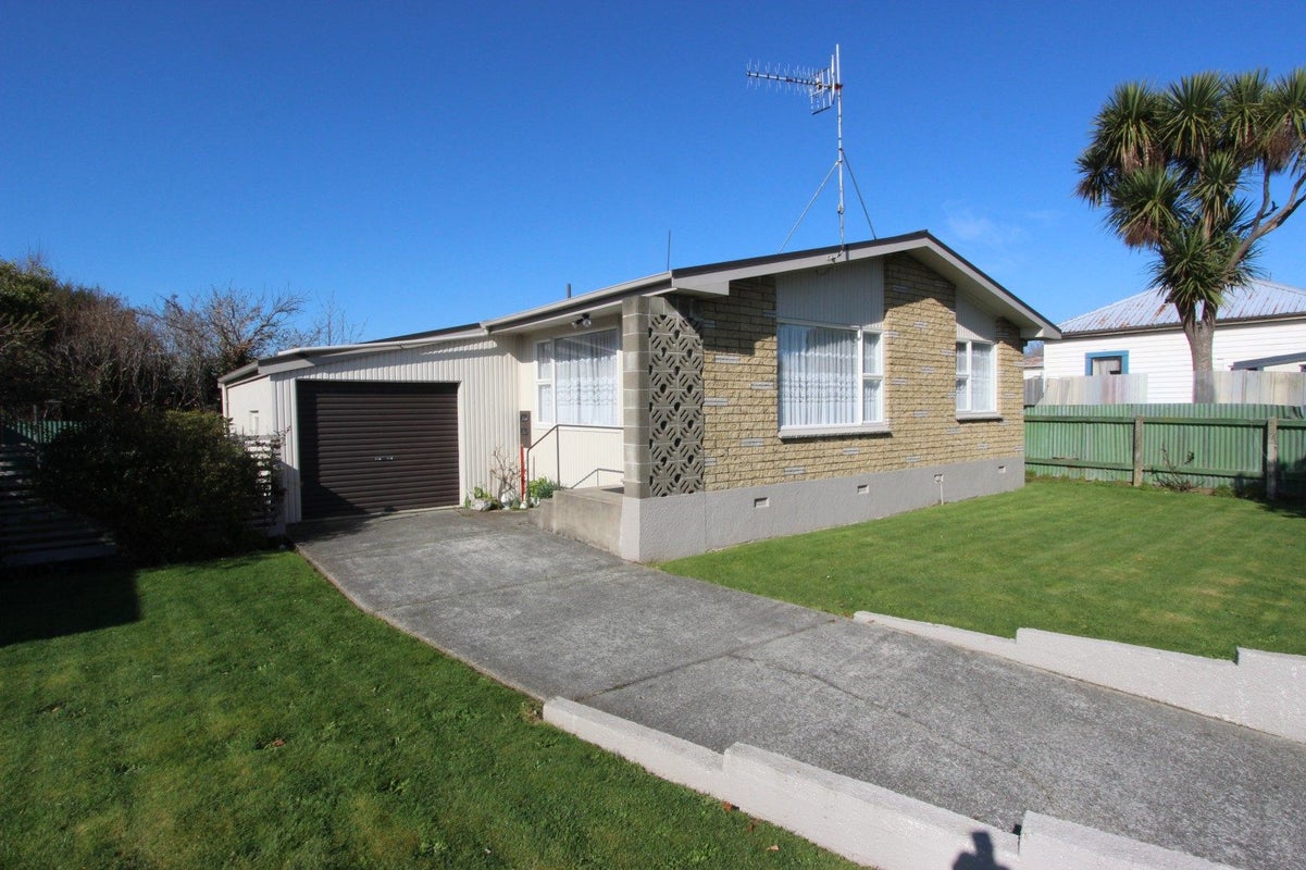146 Nelson Street, Strathern, Invercargill - Carousel 1