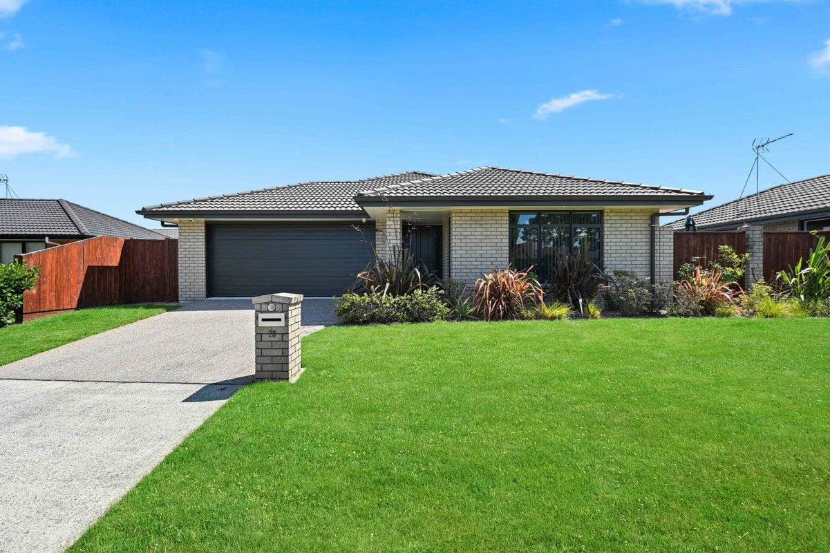 28 Edgeview Crescent, Fitzroy, Hamilton - Carousel 1
