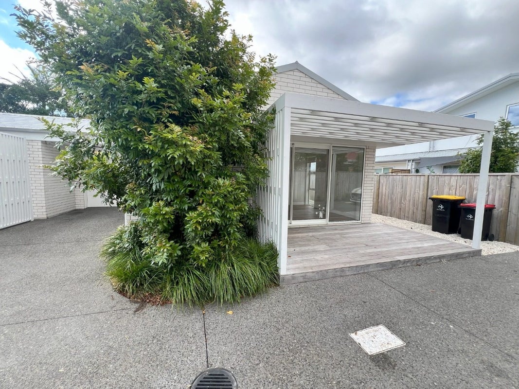 43 Chadwick Road, Greerton, Tauranga - Carousel 9