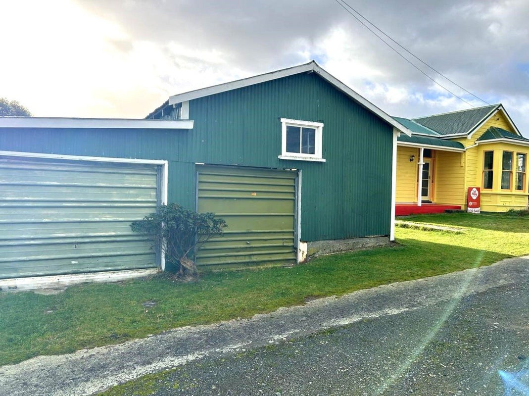 9 Wyre Street, Kaitangata - Carousel 2
