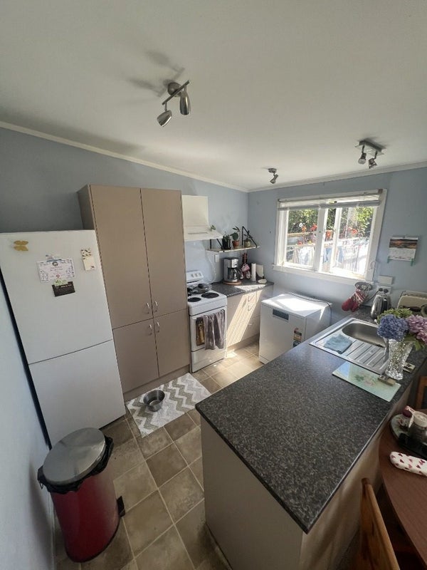 1106 State Highway 1, Manakau, Levin - Carousel 2