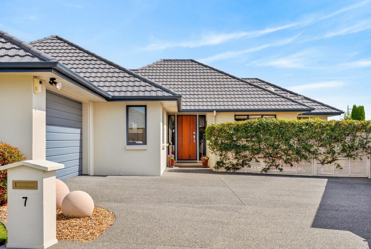 7 Brooklands Drive, Havelock North, Havelock North - Carousel 18