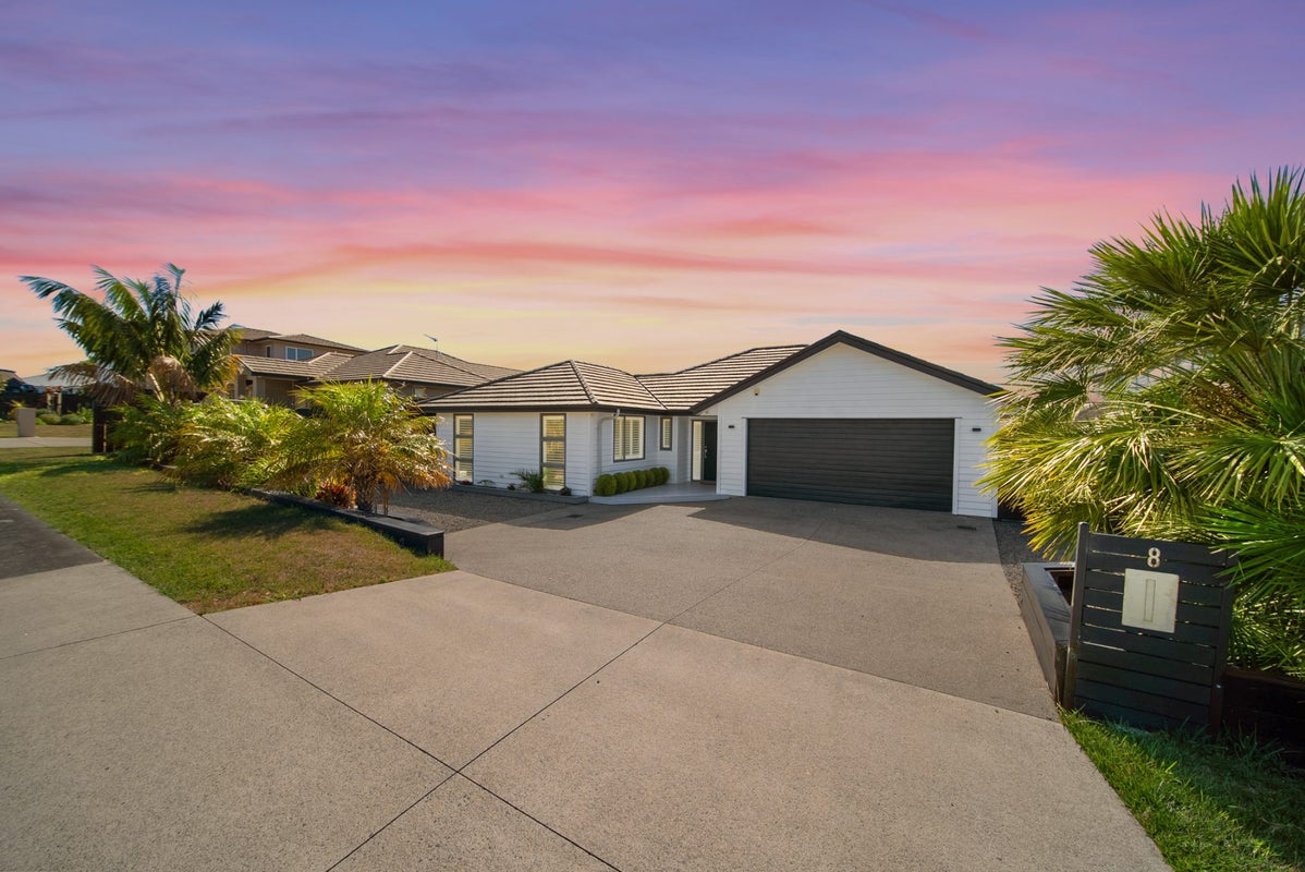 8 Artists Avenue, Beachlands, Auckland - Carousel 34