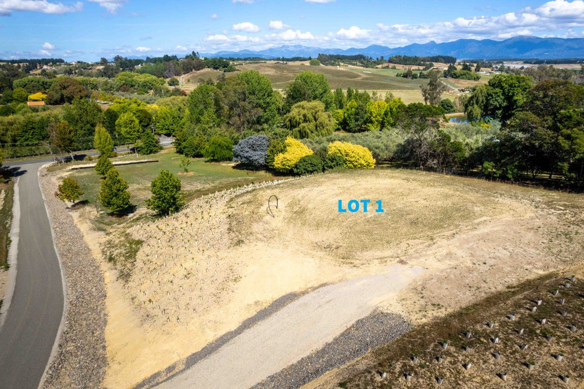 108 Aporo Road, Ruby Bay, Māpua - Carousel 1