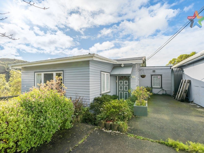84 Hill Road, Belmont, Lower Hutt - Carousel 2