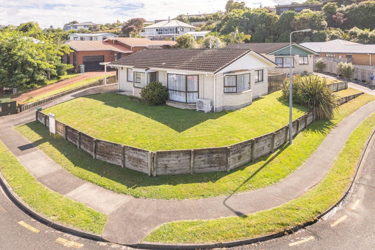 62 Treadwell Street, Springvale, Whanganui - Carousel 1