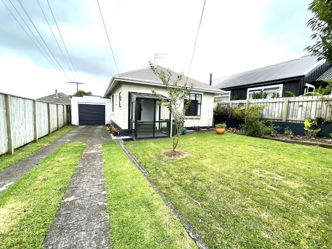 57 Fitzroy Road, Fitzroy, New Plymouth - Carousel 20