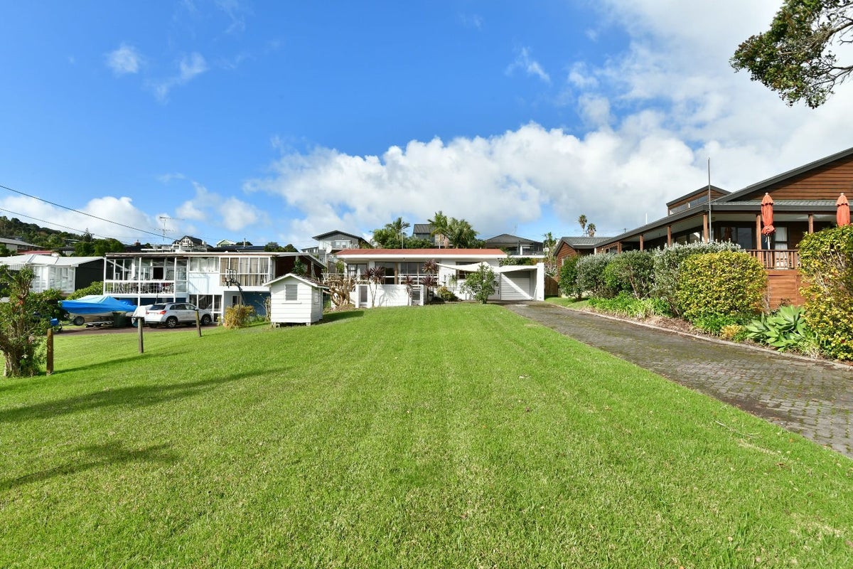 63 Tindalls Bay Road, Tindalls Beach, Whangaparaoa - Carousel 20