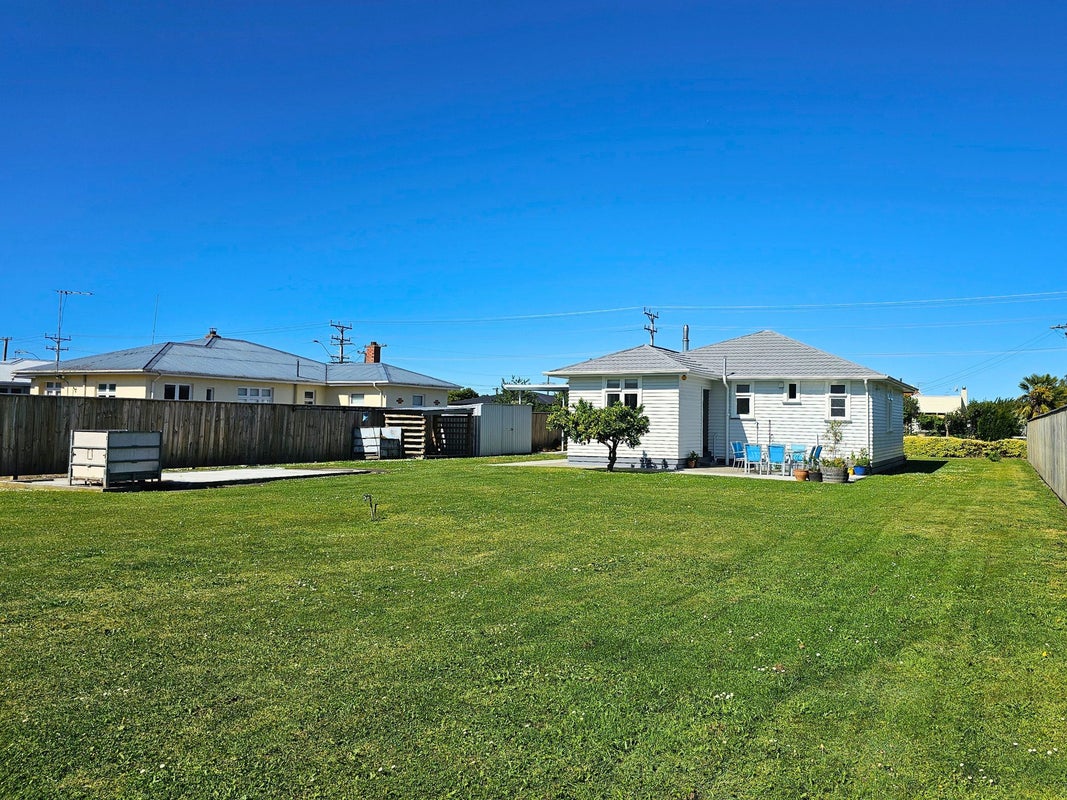 29 Hutcheson Street, Mayfield, Blenheim - Carousel 15