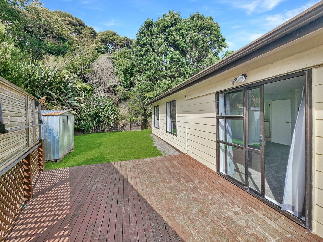 154 Sievers Grove, Cannons Creek, Porirua - Carousel 15