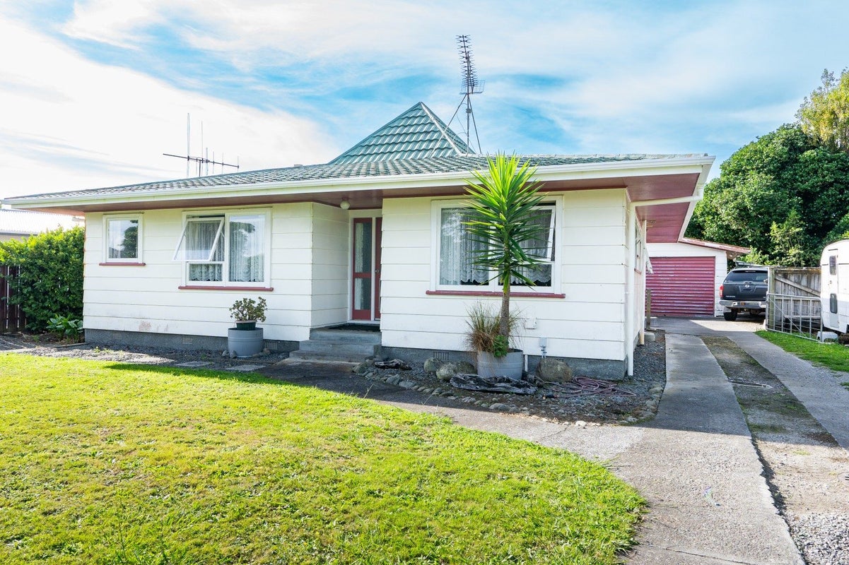 88 Atkinson Avenue, Otaki Beach, Otaki - Carousel 2