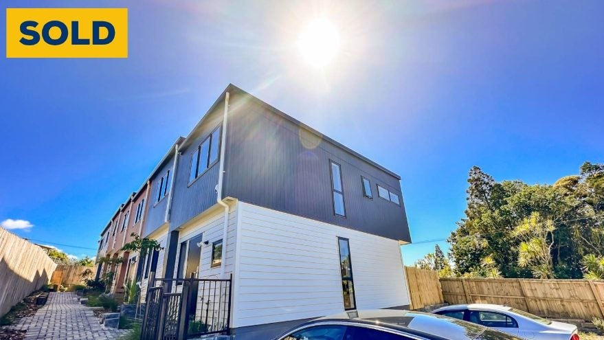 4/37 Ambler Avenue, Glen Eden, Auckland - Carousel 1