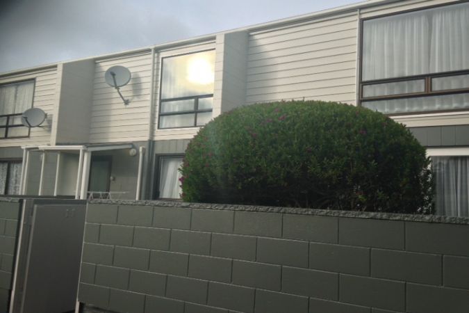 11/4 Dr Taylor Terrace, Johnsonville, Wellington - Carousel 2