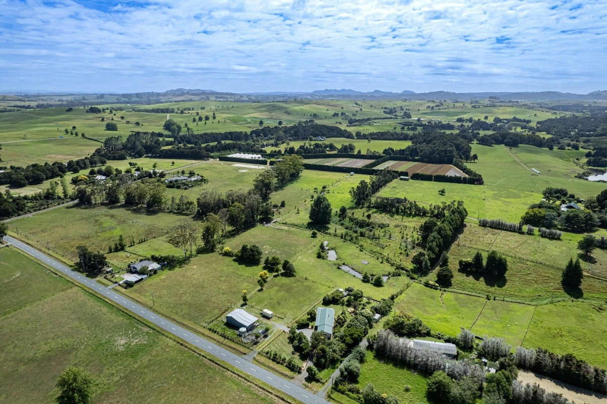 36 Draffin Road, Whangarei - Carousel 31