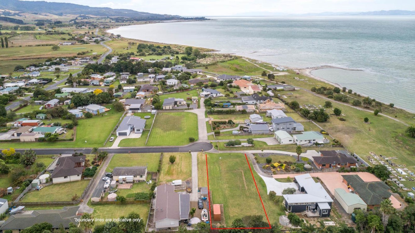16 Mylindas Road, WHAKATIWAI, MIRANDA - Carousel 6