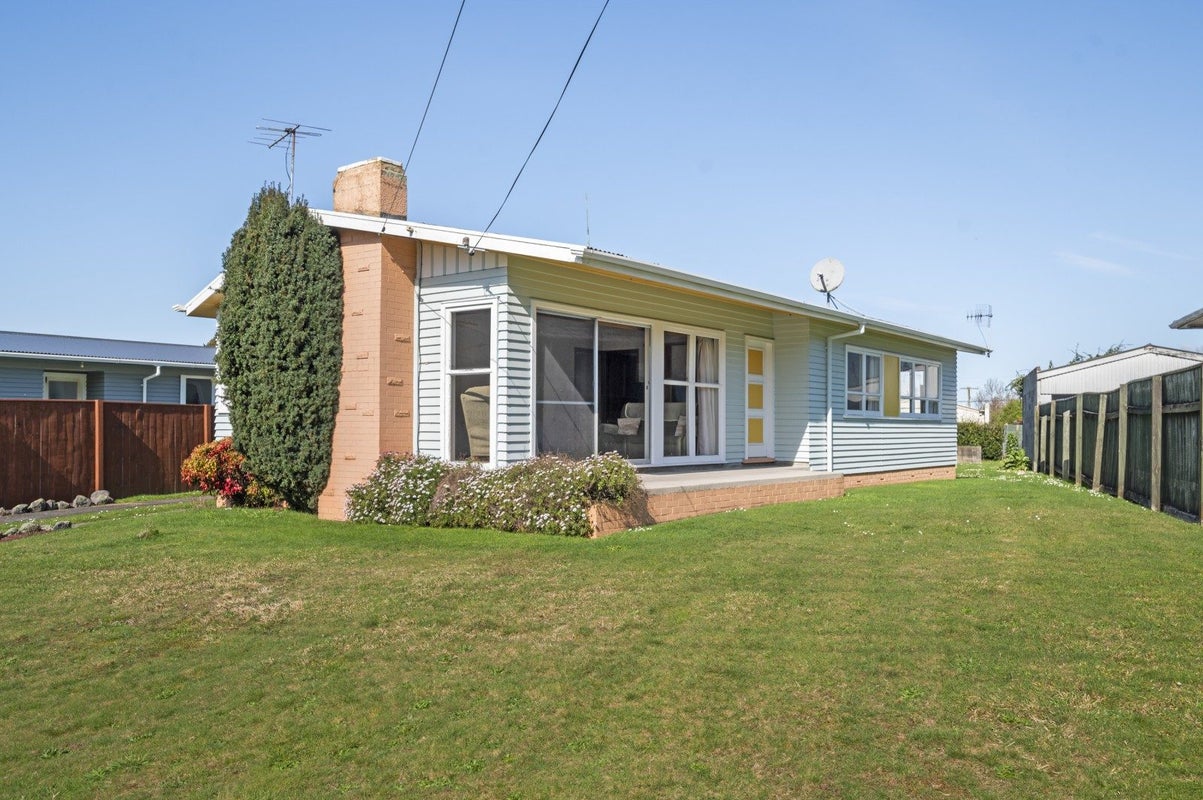 52 Kea Street, Selwyn Heights, Rotorua - Carousel 2