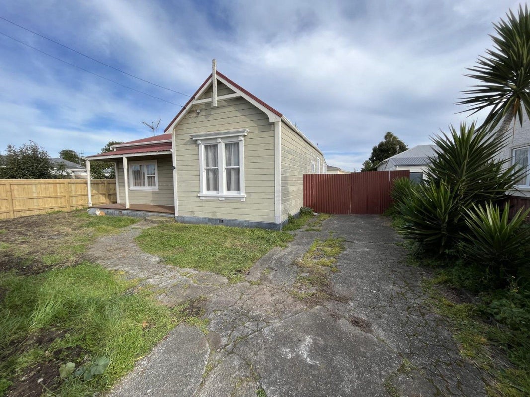 35A Pitt Street, Whanganui, Whanganui - Carousel 16