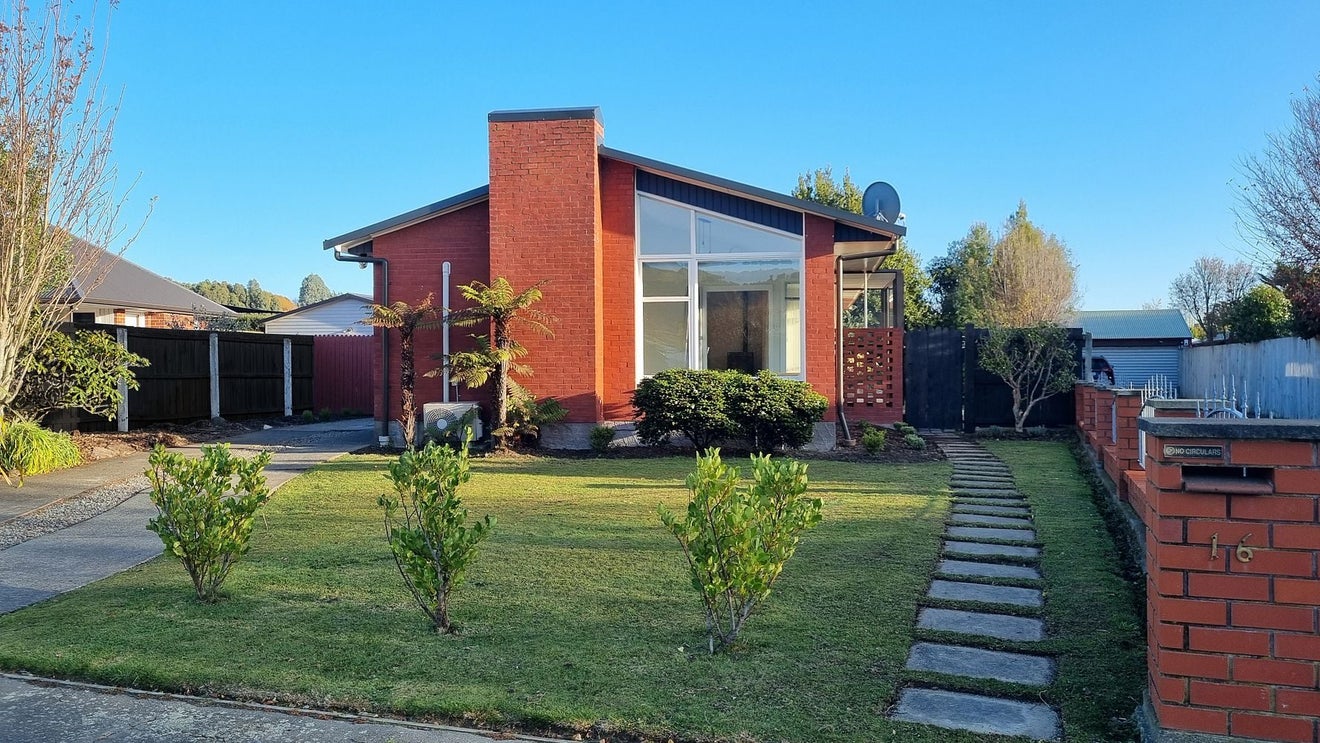 16 Waiau Street, Cracroft, Christchurch - Carousel 1