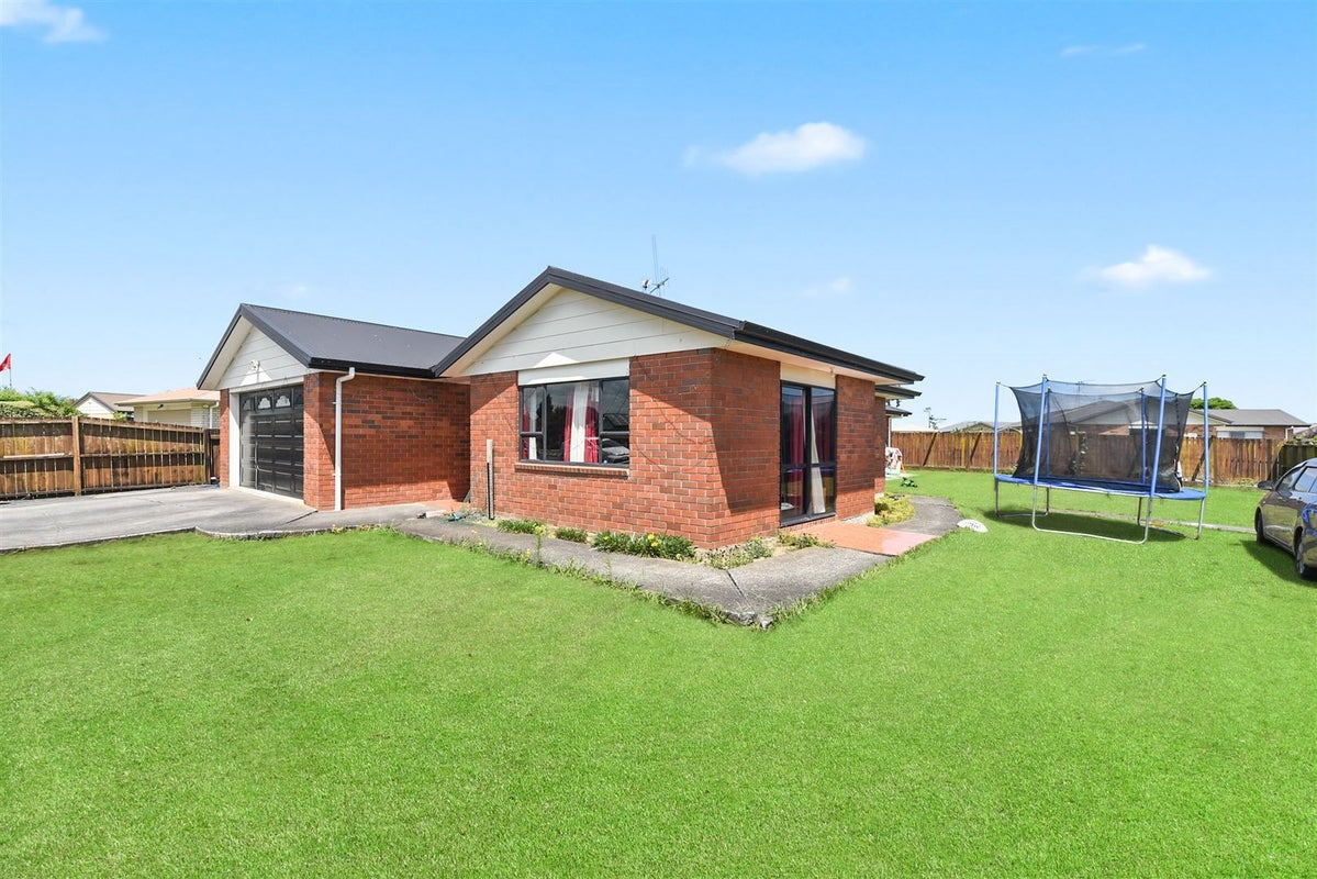 1 Corsair Place, Melville, Hamilton - Carousel 2