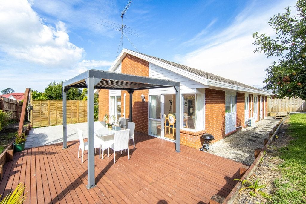 3 Lanier Place, Glendene, Auckland - Carousel 1