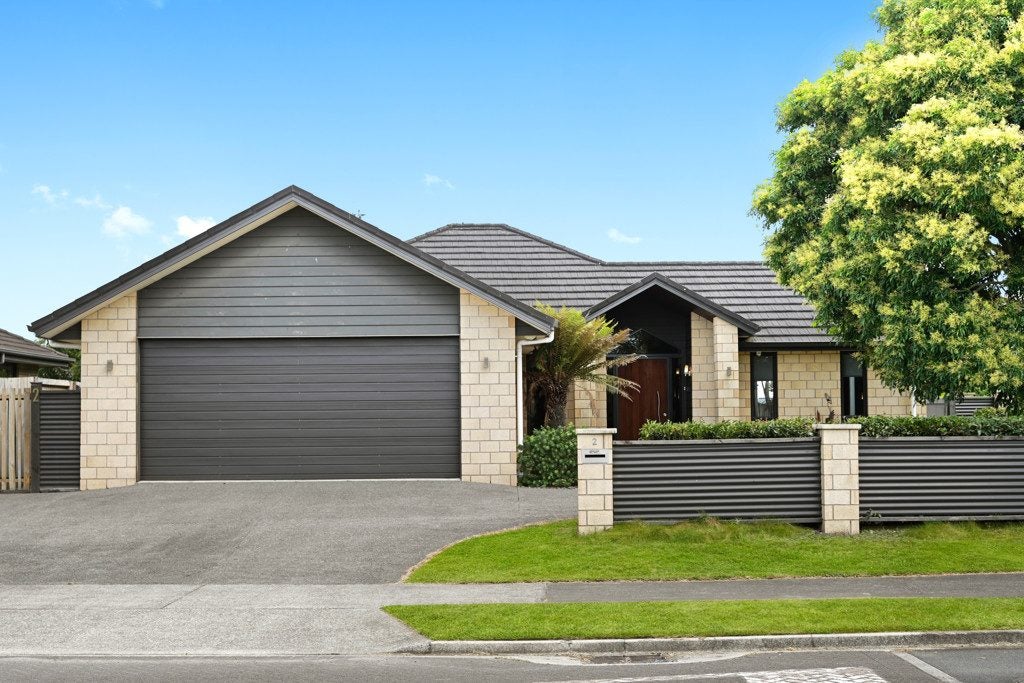2 Ebony Court, Rototuna North, Hamilton - Carousel 2