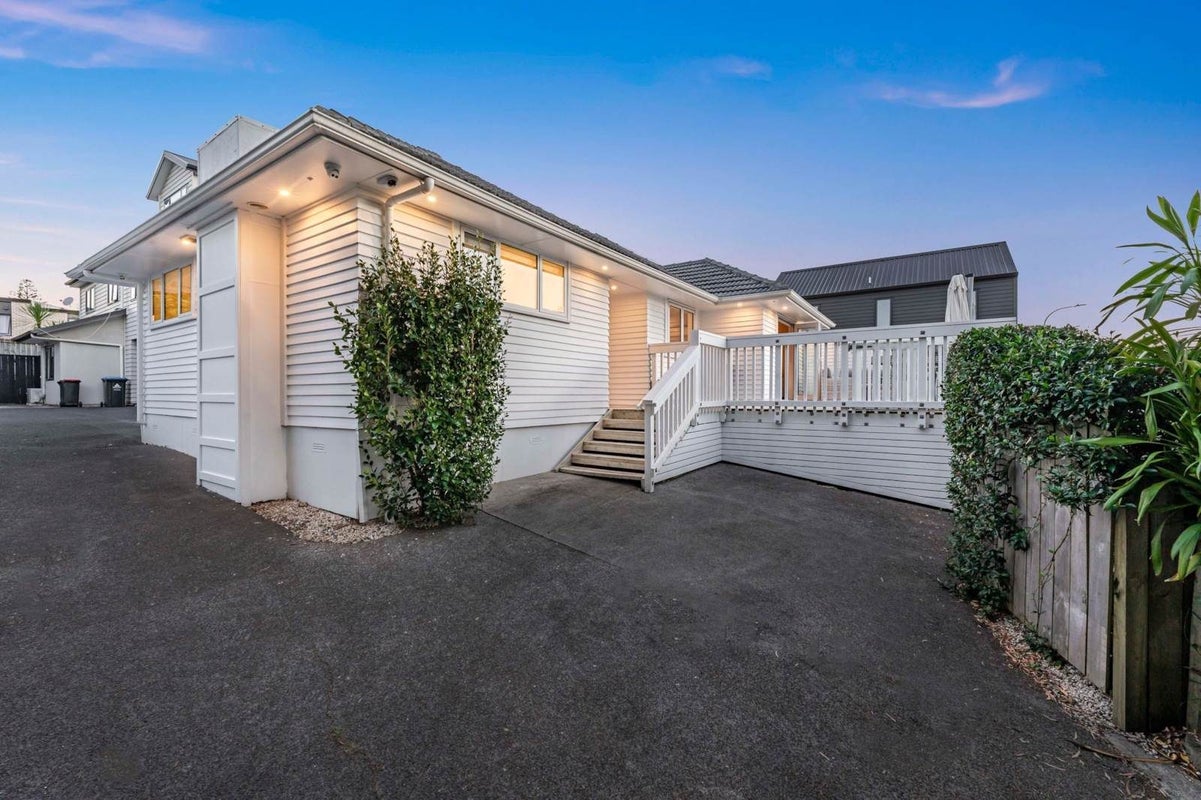 60 Line Road, Glen Innes, Auckland - Carousel 1