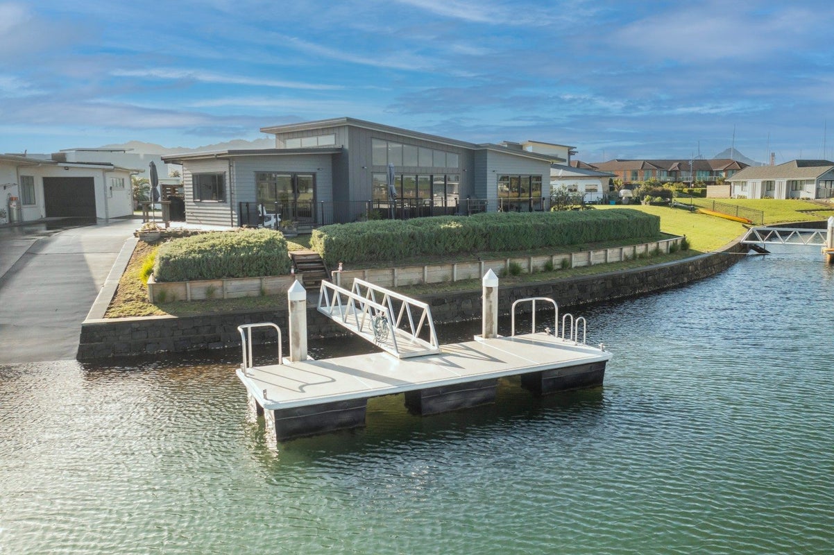 5 Cordyline Way, One Tree Point, Whangarei - Carousel 1