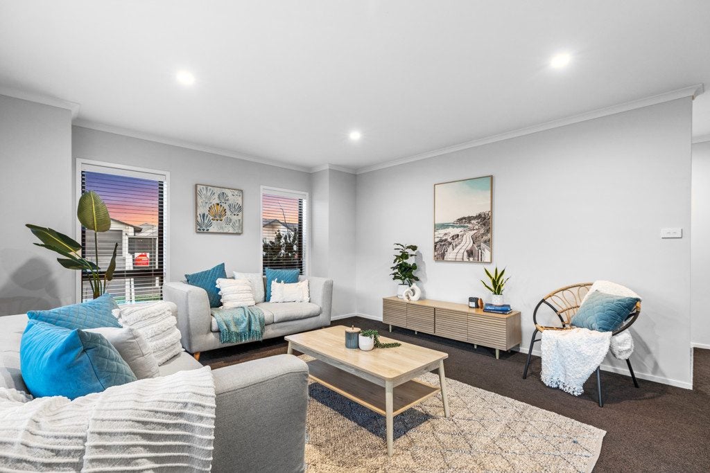 81 Puhirake Crescent, Pyes Pa, Tauranga - Carousel 2