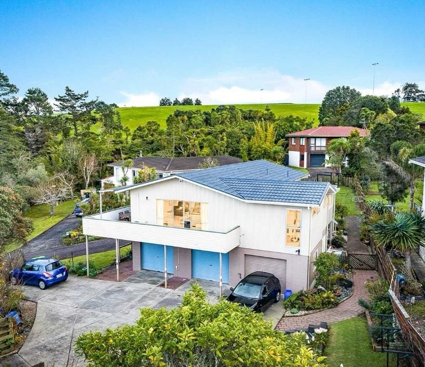 80 Ravenwood Drive, Forrest Hill, Auckland - Carousel 2