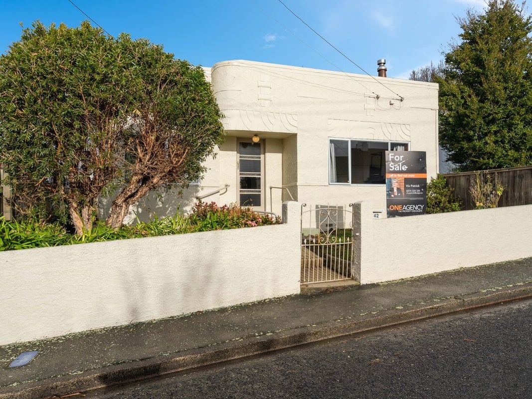 42 Maryhill Terrace, Maryhill, Dunedin - Carousel 1