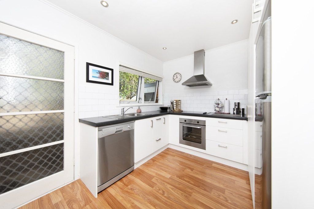 2/53 Wheturangi Road, Greenlane, Auckland - Carousel 2