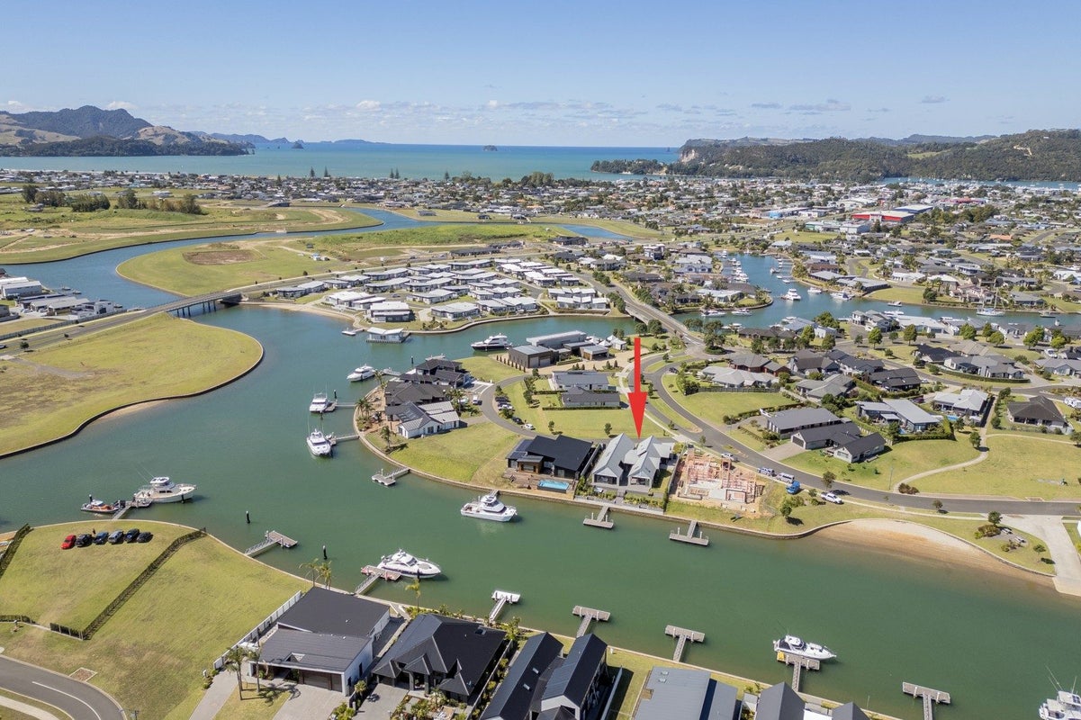 1 Capstan Crescent, Whitianga, Whitianga - Carousel 39
