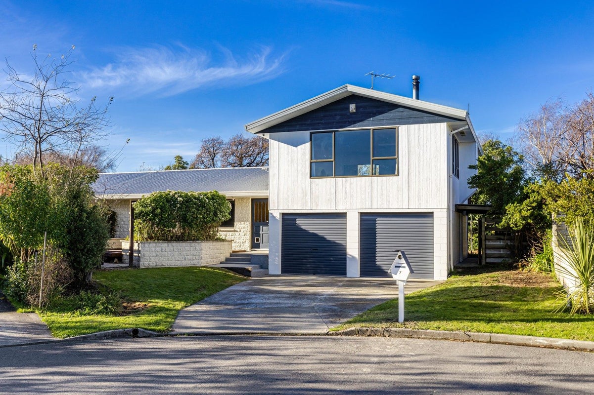 7 Rothwell Place, Springlands, Blenheim - Carousel 1