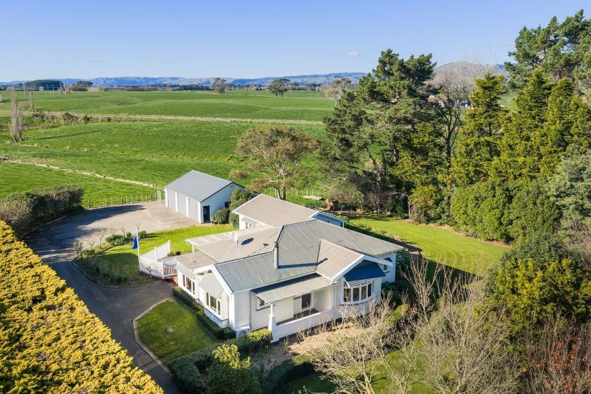 158 Akers Road, Linton, Palmerston North - Carousel 1